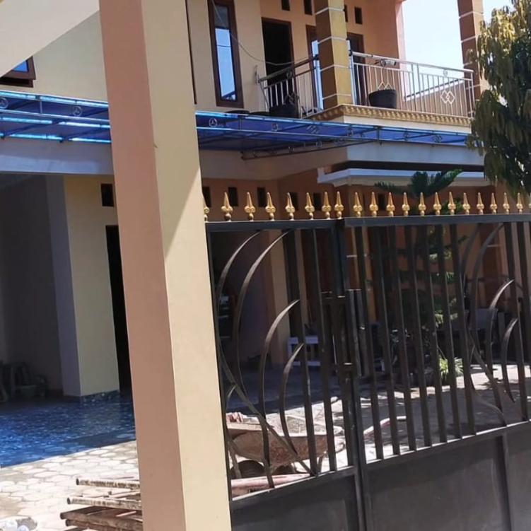 MENGAPA PAGAR RUMAH MUDAH BERKARAT? YUK SIMAK TIPS MENGATASI PAGAR RUMAH YANG MUDAH BERKARAT