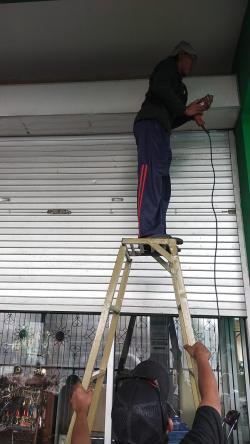 pemasangan rolingdoor